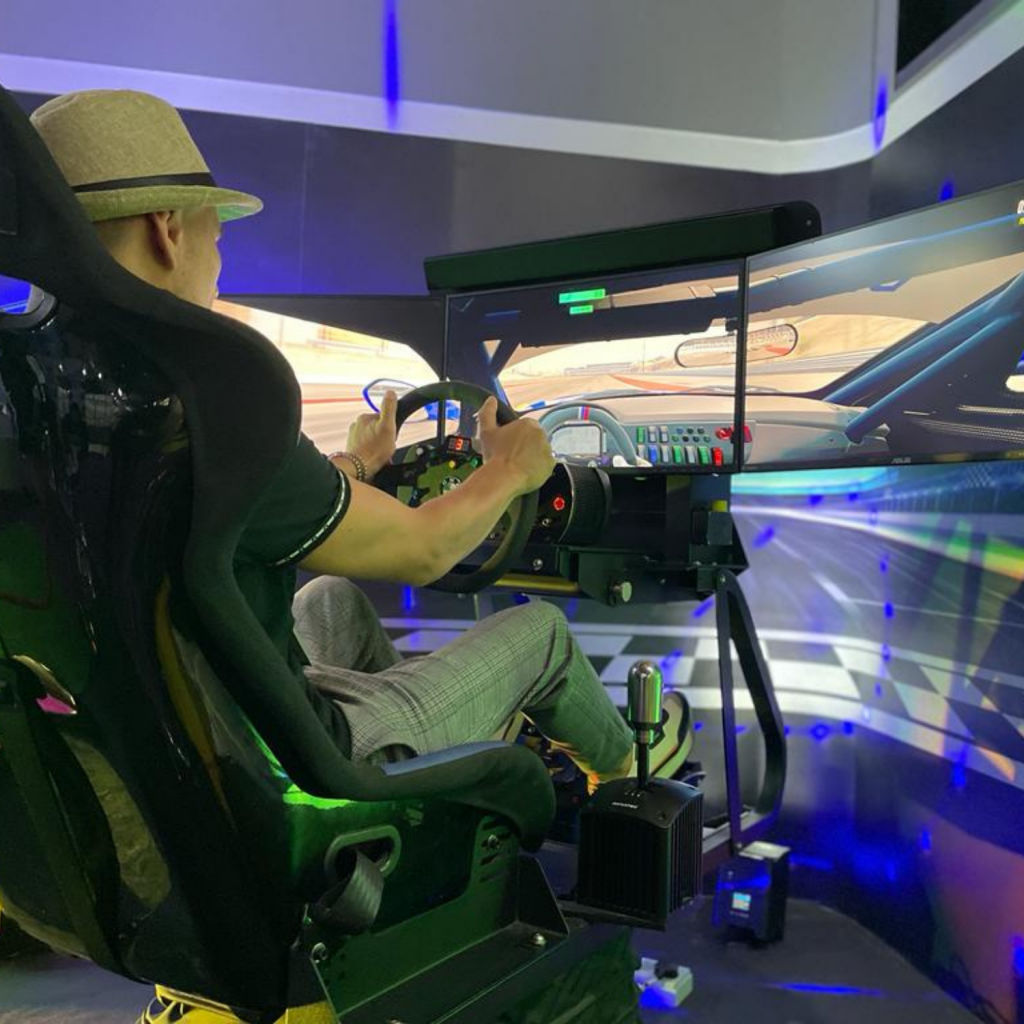 Dubai simulator rental for cars and Flight with immersive VR